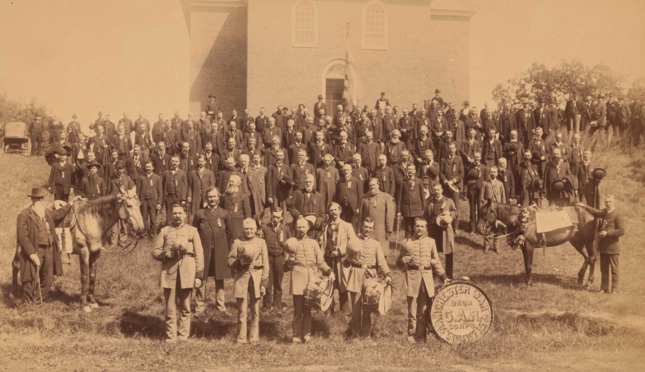 GAR members—all veterans of the 10th New Hampshire Infantry—gather at Hooksett, New Hampshire, in September 1885.