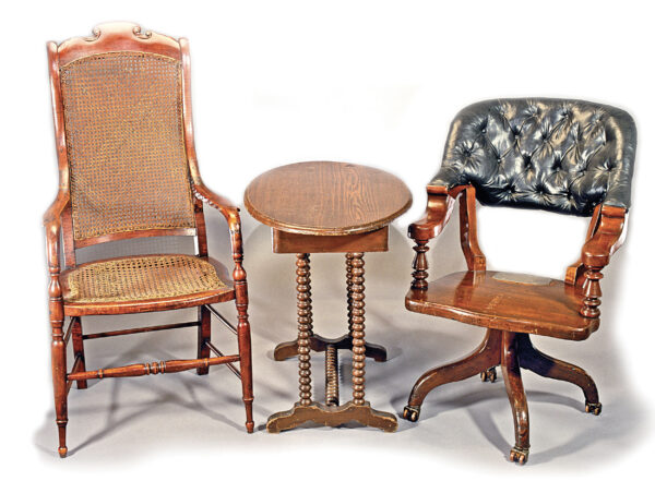 Two antique wooden chairs with table used by Robert E. Lee and Ulysses S. Grant.